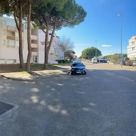 Dans Résidence En Bord De Appartement Le Grau-du-Roi