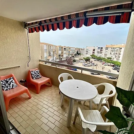 Dans En Bord De Apartment *